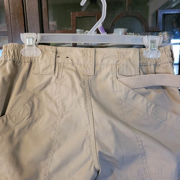 NWOT 5.11 Tactical women's khaki cargo pants - 4 - Picture 8 of 10